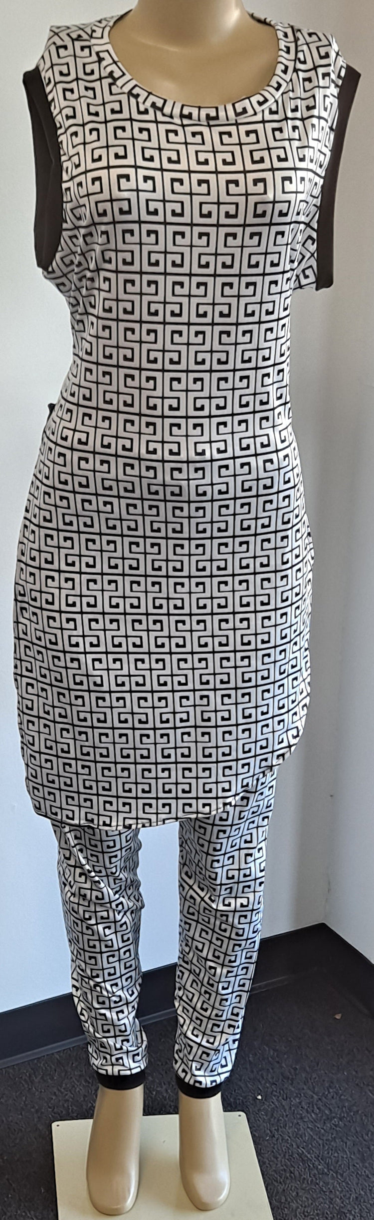 Two Piece Pants Suit